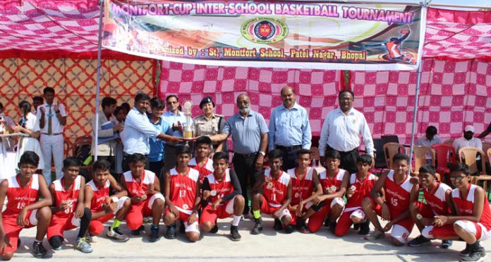 Winner_Boys_St Montfort School