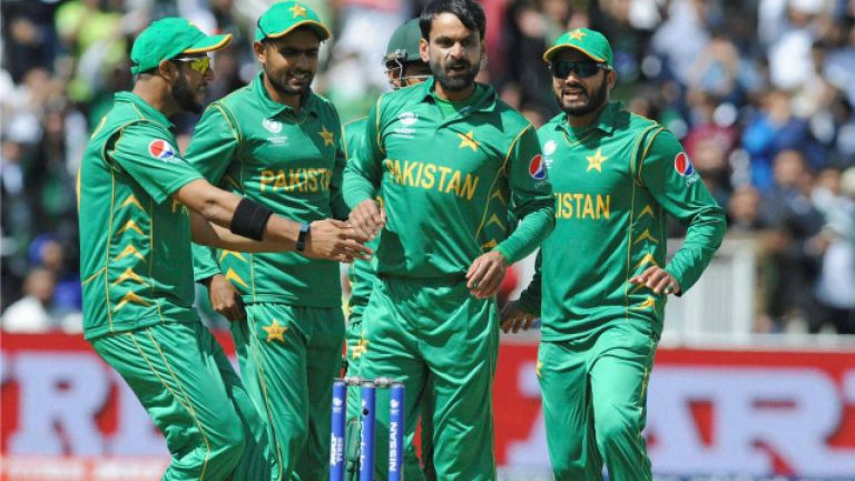 ICC ODI WC 2019: पाकिस्तान की विश्व कप टीम घोषित, अनुभवी शोएब मलिक भी शामिल