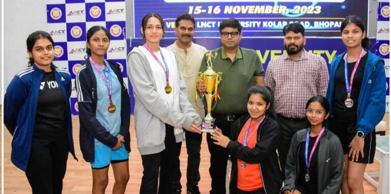 आरजीपीवी स्टेट बैडमिंटन प्रतियोगिता: पुरुष वर्ग में भोपाल एवं महिला वर्ग में इंदौर विजेता