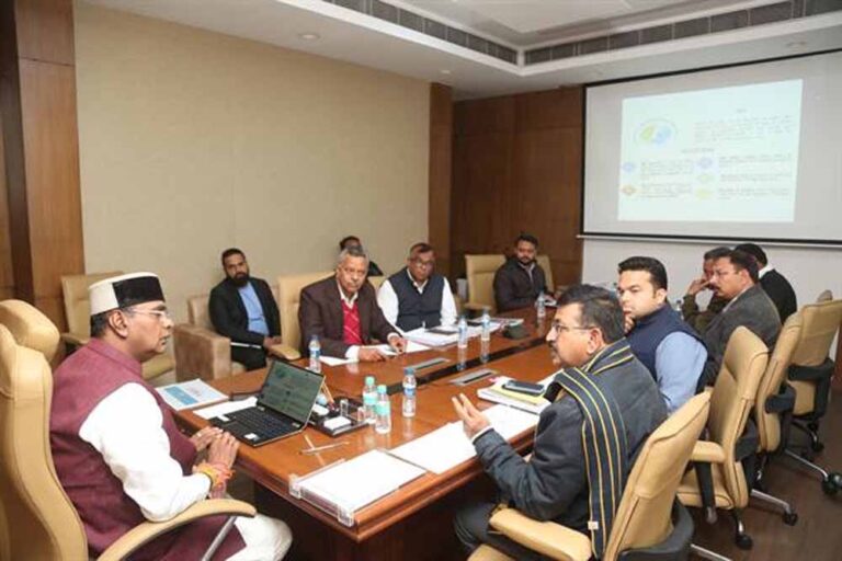 भोपाल को वॉटर स्पोर्ट्स हब बनाने की कार्ययोजना बनाने के निर्देश : खेल मंत्री सारंग