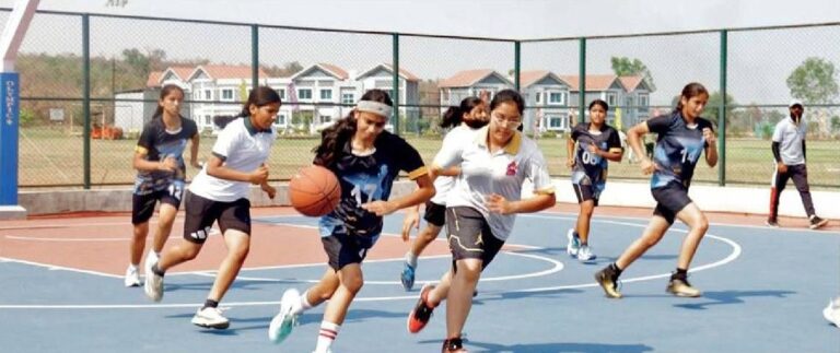 RNTU Basketball: सेंट जोसेफ और आइकोनिक स्कूल बने चैम्पियन