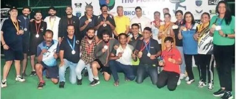 विवेक और पूनम तत्वादी को डबल गोल्ड निखिल और शैलेंद्र ने भी जीते खिताब