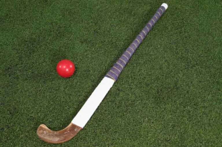 Junior hockey teams के यूरोप दौरे का समापन जर्मनी पर शूट आउट में पुरुष टीम की जीत के साथ किया, महिला टीम ने ऑरेंज रूड क्लब के साथ ड्रॉ खेला
