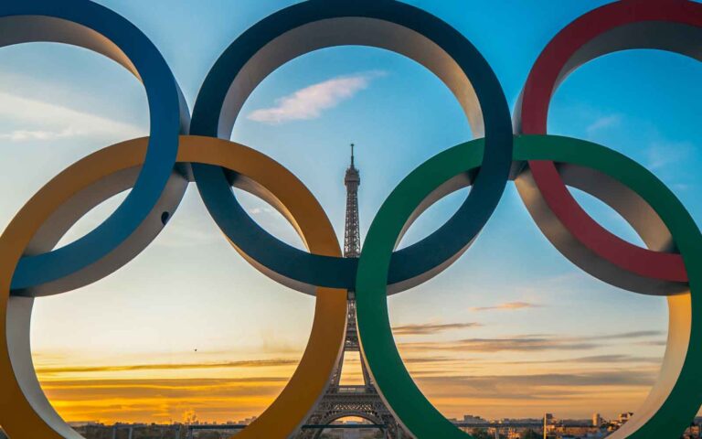 Paris Olympic: उद्घाटन समारोह में पारंपरिक पोशाक में नजर आएंगे भारतीय एथलीट