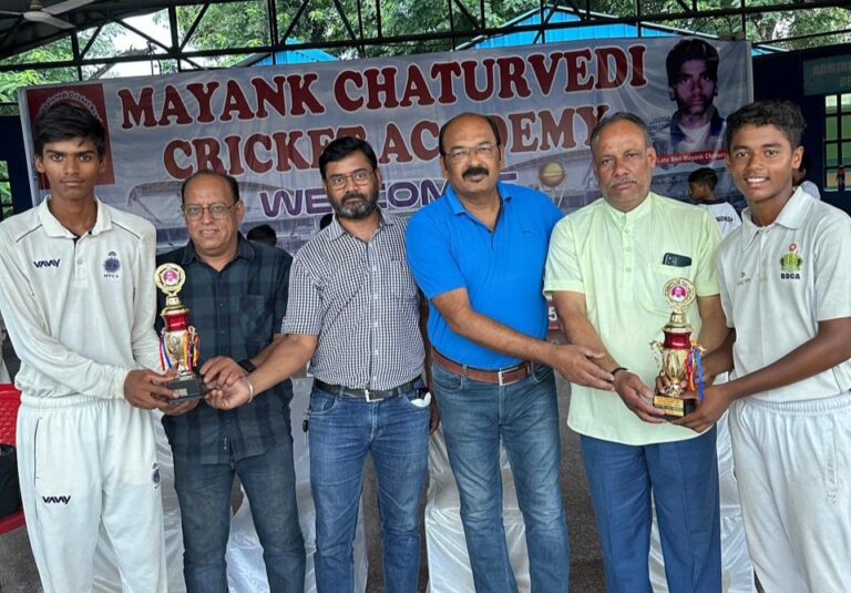 Mayank Inter House Cricket: रोमांचक मैच मे विराट कोहली ने युवराज सिंह हाउस को 1 रन से हराया