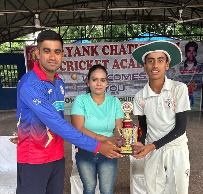 Mayank Chaturvedi Inter House Cricket: विराट कोहली हाउस 41 रनों से जीता