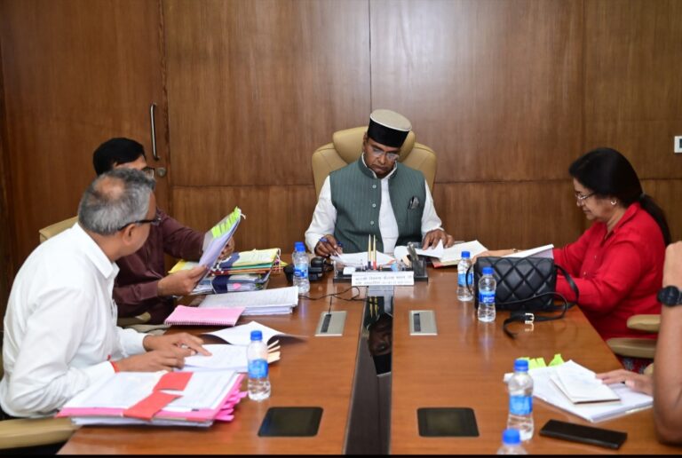 Sports Department Review: युवा प्रतिभाओं को निखारने और खेल अधोसंरचना विकास की दिशा में नवाचार हो: विश्वास सारंग