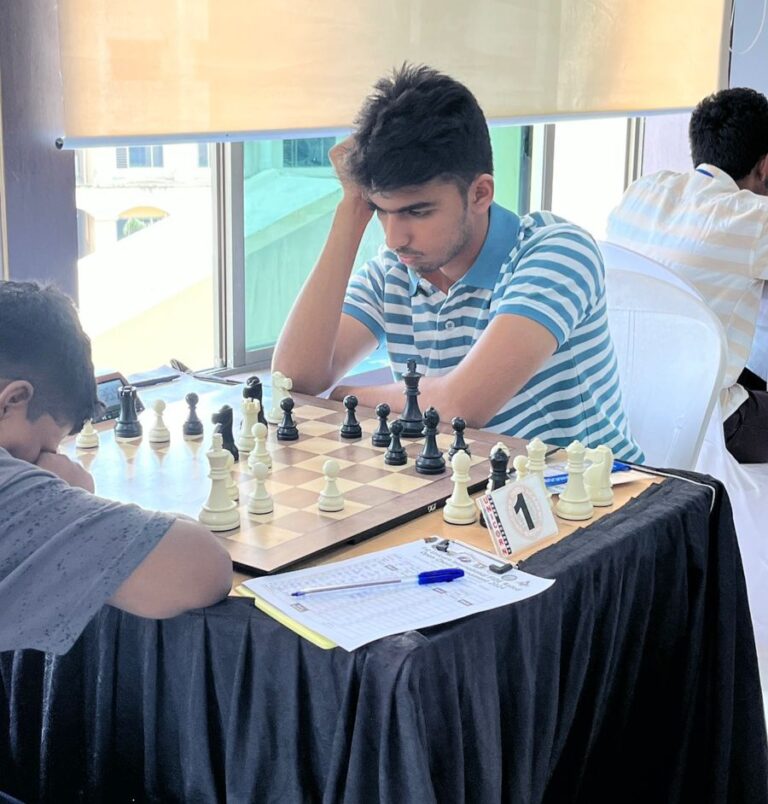 Chess: पांच राउंड के बाद एल श्रीहरि शीर्ष पर,विक्रमादित्य और एम. फाकिर के बीच कड़ा मुकाबला