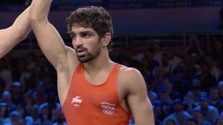Paris Olympics 2024: रेसलिंग में भी भारत का खाता खुल, भारत के पुरुष रेसलर अमन सेहरावत ने ब्रॉन्ज मेडल जीता