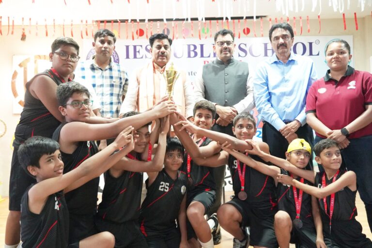 आईईएस पब्लिक स्कूल में मेगा सीबीएसई क्लस्टर बास्केटबाल स्पर्धा संपन्न हुई, 800 खिलाड़ियों ने लिया हिस्सा