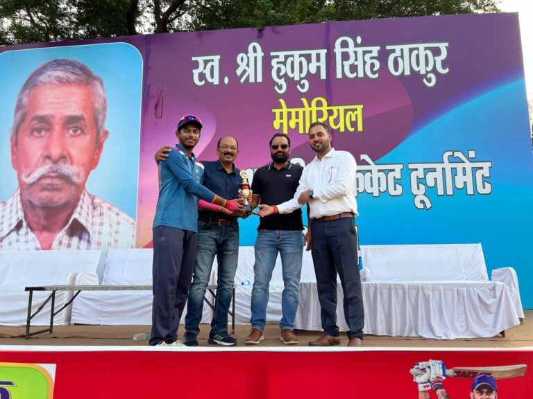 हुकुम सिंह ठाकुर स्मृति क्रिकेट: ओजस्व और पीयूष के शानदार प्रदर्शन से मयंक अकादमी को मिली आसान जीत