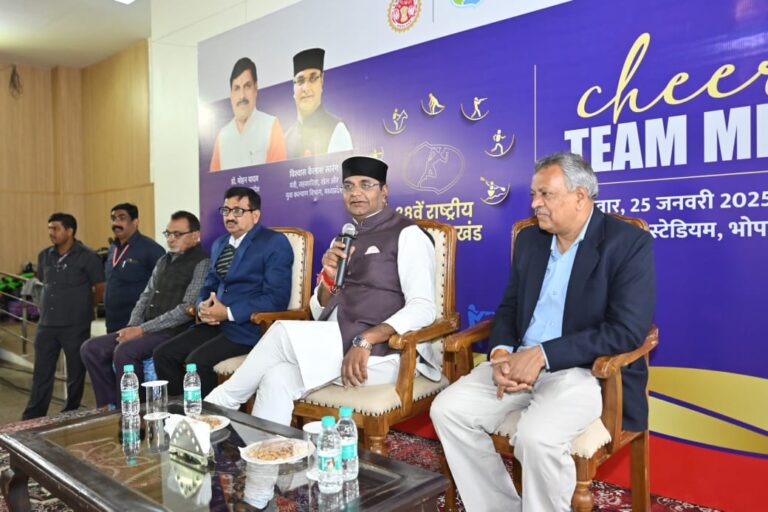 जीत के जज्बे के साथ मैदान में उतरें खिलाड़ी – मंत्री श्री विश्वास कैलाश सारंग