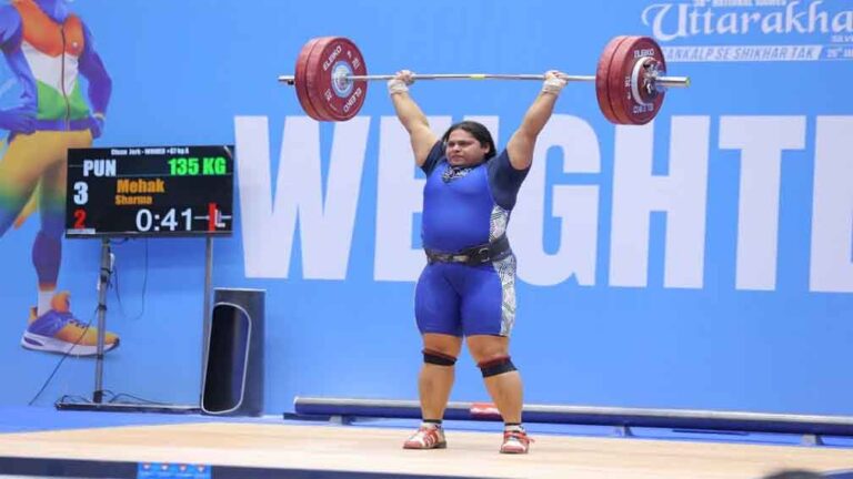 National Games: पंजाब की भारोत्तोलक महक शर्मा ने शानदार प्रदर्शन करते हुए तीन नए रिकॉर्ड बनाए