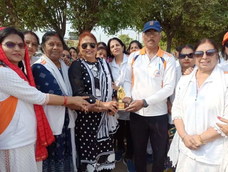 हास्य योग एवं स्पोर्ट्स क्लब मिनाल ने किया स्पोर्ट्स मीट आयोजन, 9 से 82 वर्ष के खिलाड़ियों ने दिखाया युवाओं जैसा दमखम