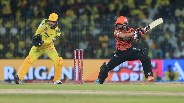 CSK vs SRH: चेन्नई की सातवीं हार, सनराइजर्स हैदराबाद ने चेन्नई सुपर किंग्स को पांच विकेट से हराया