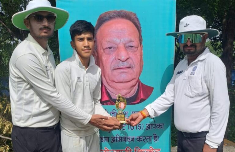 वीर की घातक गेन्दबाज़ी और अर्णव के दोहरे प्रदर्शन से एसजीसीए ने उड़ान को 2 विकेट से हराया
