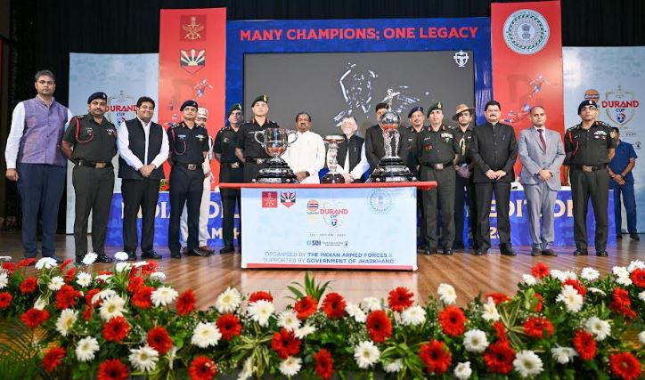 डूरंड कप दूसरी बार लगातार लौटा जमशेदपुर, ट्रॉफी प्रदर्शन के साथ हुआ भव्य स्वागत