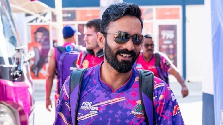 ILT20 में शारजाह वॉरियर्ज़ से जुड़ेंगे दिनेश कार्तिक