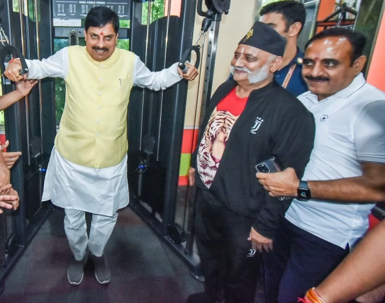 युवा स्वस्थ भारत के लाइट हाउस: मुख्यमंत्री मोहन यादव ने किया जिम का निरीक्षण