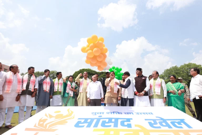 मुख्यमंत्री ने किया सांसद खेल महोत्सव का शुभारंभ