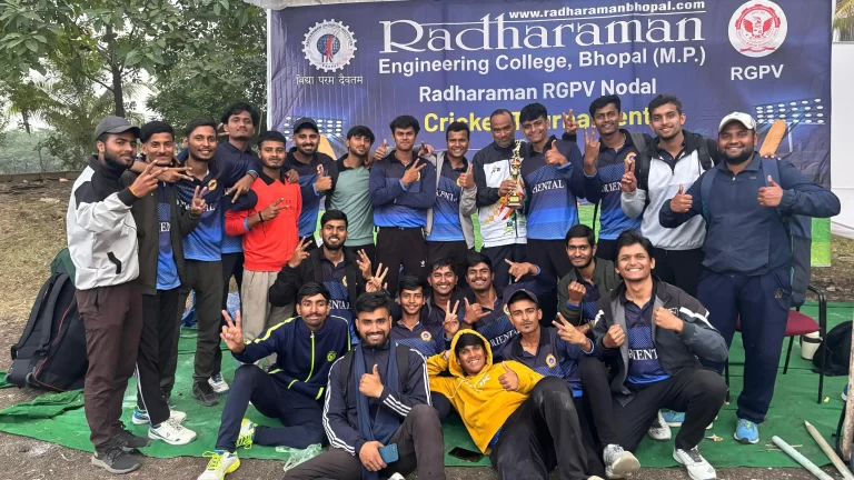 ओरिएंटल और एलएनसीटी ने राधारमण आरजीपीवी नोडल क्रिकेट टूर्नामेंट में दर्ज की शानदार जीत
