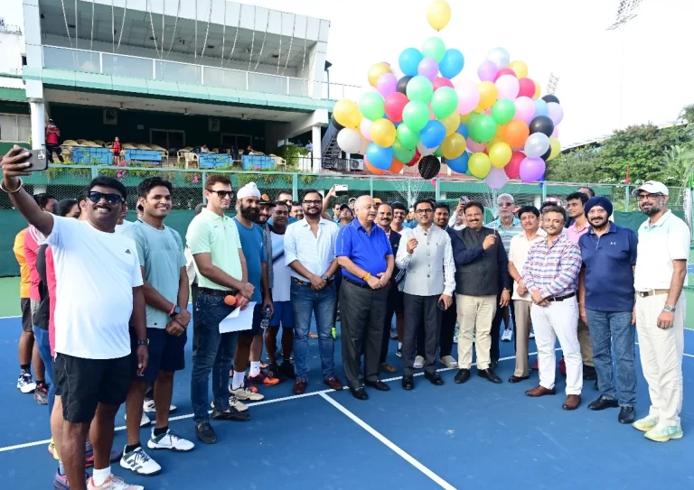 वर्ल्ड टेनिस मास्टर्स टूर इंटरनेशनल टेनिस फेडरेशन एमटी 700 टेनिस टूर्नामेंट प्रदेश के मनीष, अजय व दीपक ने किया जीत से आगाज