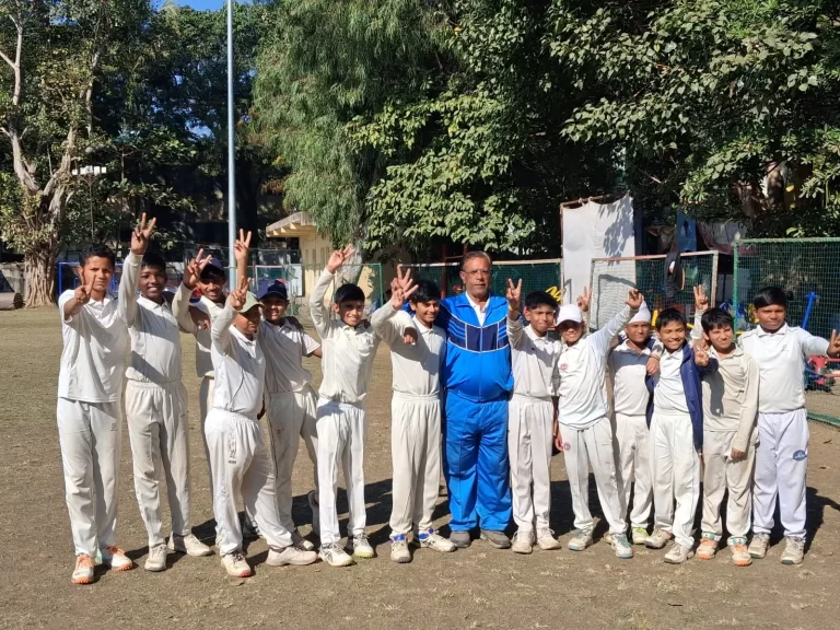 विवान द्विवेदी के नाबाद शतक से टीम अरेरा अंडर-13 बनी चैंपियन