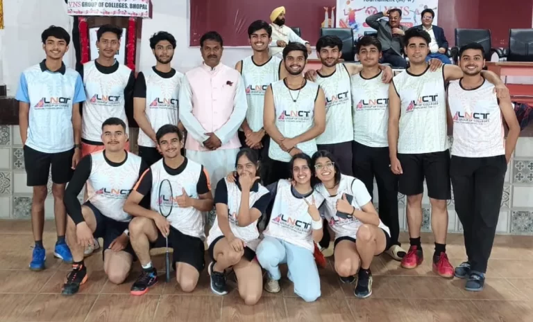 आरजीपीवी नोडल बैडमिंटन पुरुष वर्ग का खिताब एलएनसीटीएस के नाम, महिला वर्ग में एलएनसीटी उपविजेता