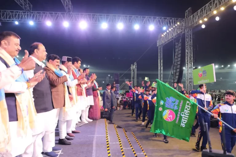 टीटी नगर स्टेडियम में ‘खेलो एमपी’ का आगाज, कैलाश खेर के सूफी गानों पर झूमा भोपाल