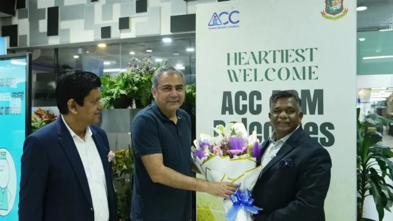बहिष्कृत मैच पर सुलह की कोशिश तेज, BCB अध्यक्ष लाहौर पहुंचे; PCB और ICC के साथ अहम बैठक