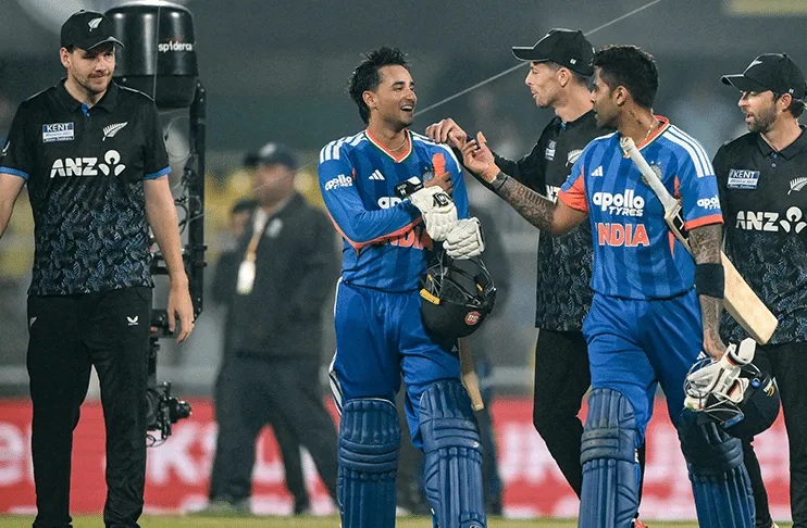 सूर्यकुमार का भरोसा कायम, तीन शून्य के बावजूद अभिषेक को खेलने की खुली छूट