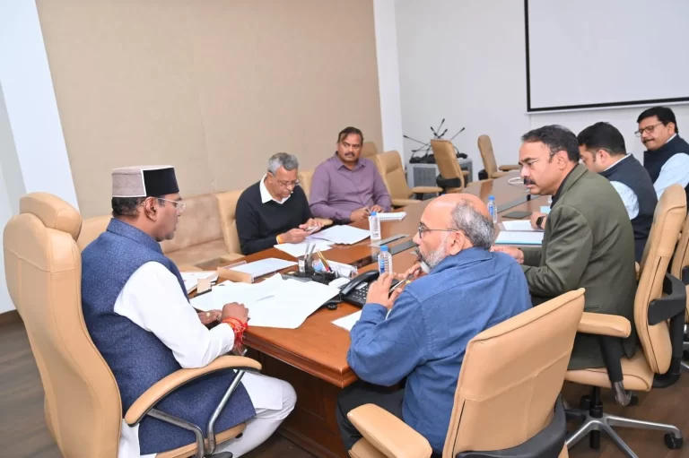 मंत्री विश्वास कैलाश सारंग ने खेल एवं युवा कल्याण विभाग की समीक्षा बैठक में दिए अहम निर्देश