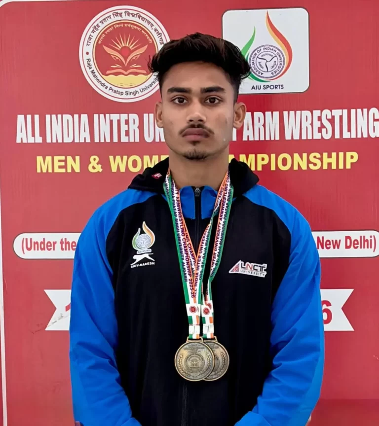 ऑल इंडिया इंटर-यूनिवर्सिटी आर्म-रेसलिंग में एलएनसीटी के हिमांशु घुसर ने जीते दो स्वर्ण