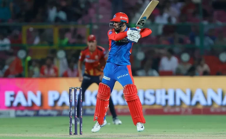 IPL 2026: ऑरेंज कैप पर समीर रिज़वी का कब्जा, पर्पल कैप के लिए कड़ी टक्कर