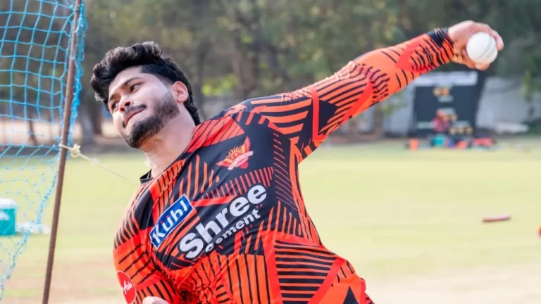 SRH में शिवांग कुमार का डेब्यू, KKR ने टॉस जीतकर चुनी गेंदबाजी
