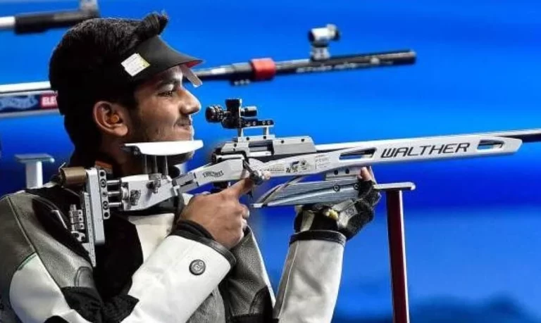 पहले मिली मंजूरी, फिर राइफल पर लगी रोक; फाइनल से बाहर हुए ऐश्वर्य प्रताप सिंह तोमर