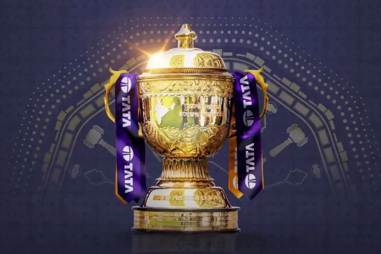 IPL 2026 प्लेऑफ चांस: 56 मुकाबलों के बाद GT-आरसीबी मजबूत, बाकी टीमों की स्थिति पर नजर