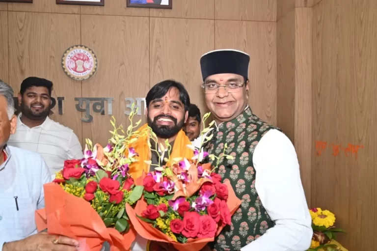 युवा आयोग के नवनियुक्त अध्यक्ष प्रवीण शर्मा ने संभाला पदभार