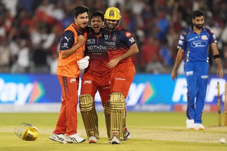 लाल रंग में समाया रायपुर, आखिरी गेंद तक चला रोमांच, RCB ने मुंबई को 2 विकेट से हराकर दर्ज की सनसनीखेज जीत