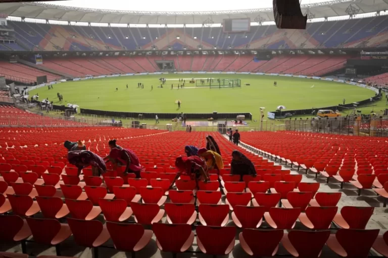 IPL 2026 फाइनल: अहमदाबाद में मौसम का ‘येलो अलर्ट’; बारिश के साये में RCB बनाम GT का खिताबी मुकाबला