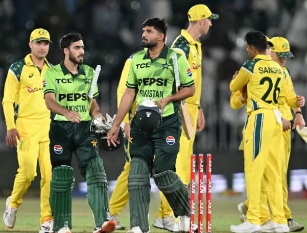 Australia, Pakistan