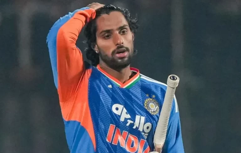 टीम चयन पर विवाद, तिलक वर्मा की भूमिका को लेकर पूर्व ओपनर ने जताई आपत्ति