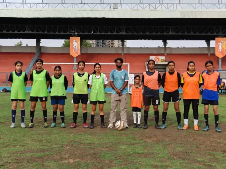स्ट्राइकर लिगेसी और ब्लू डेविल्स सेमीफाइनल में, खेलो भोपाल बेबी लीग फुटबॉल में रोमांच चरम पर