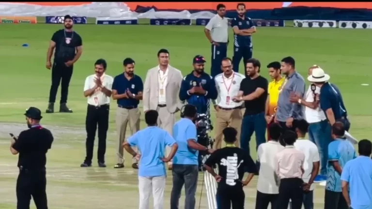 आईपीएल 2026 नहीं खेले, लेकिन झारखंड टी20 लीग में टॉस करते नजर आए महेंद्र सिंह धोनी