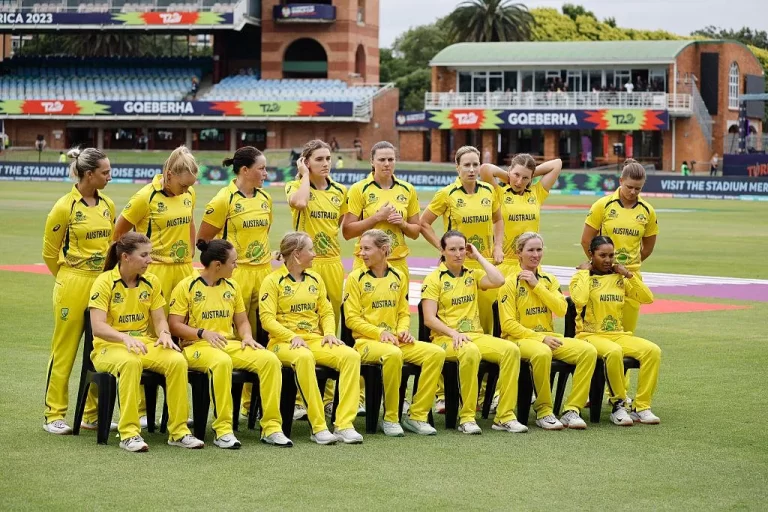 Women’s T20 World Cup Final: 17 साल बाद खिताब की तलाश में इंग्लैंड, सातवें ताज के लिए उतरेगा ऑस्ट्रेलिया