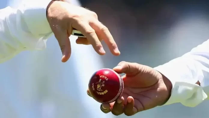 IND-vs-SL-Test-Kookaburra-ball