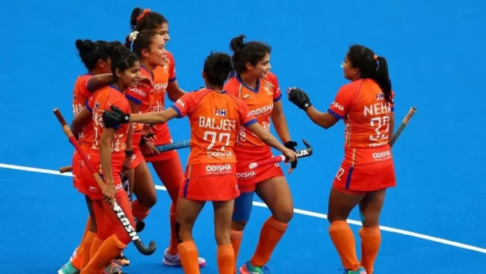 WomenHockeyTeam